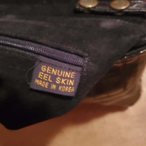 Beautiful Eel Skin Purse - Picture 3 of 4